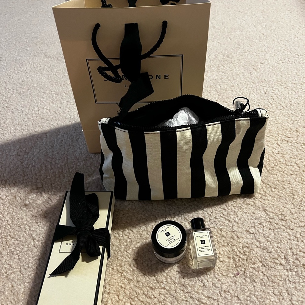 Jo Malone Striped Pouch with English Pear & Freesia Set